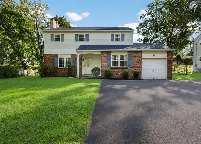 Property at 448 W Bristol Rd, Southampton, PA 18966, 4 beds, 2.5 baths