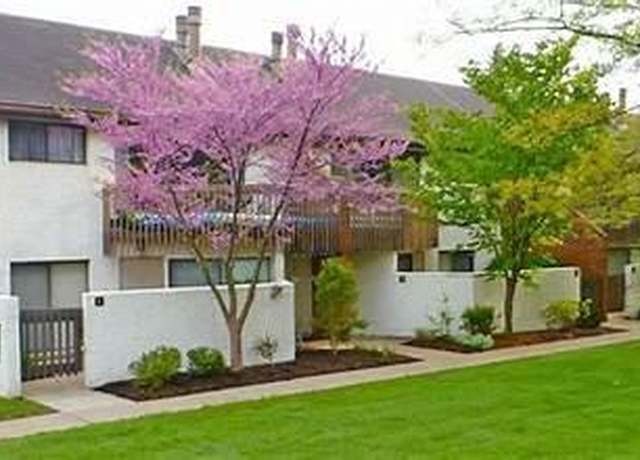Property at 812 Stratford Drive Dr #10, State College, PA 16801, 2 beds, 2 baths