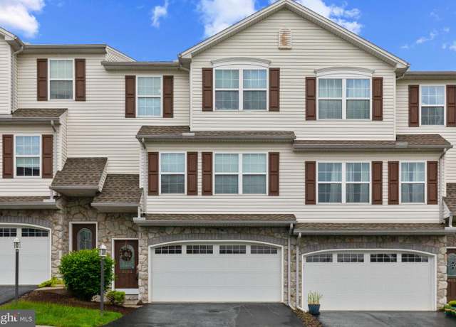 Property at 4654 Margarets Dr, Harrisburg, PA 17110, 3 beds, 2.5 baths