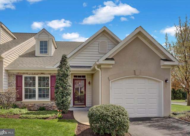 Property at 1 York Ct, Lancaster, PA 17602, 3 beds, 3 baths