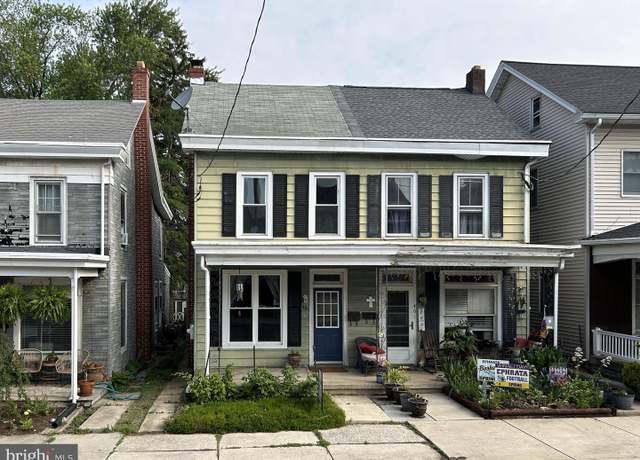 Property at 44 N Church St, Ephrata, PA 17522, 3 beds, 1 bath
