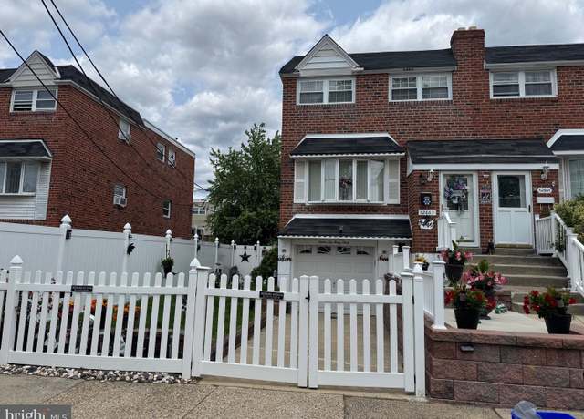 Property at 12663 Biscayne Dr, Philadelphia, PA 19154, 3 beds, 2.5 baths
