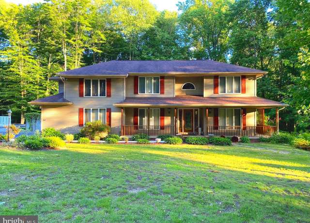 Property at 500 Seltzer Rd, Pottsville, PA 17901, 3 beds, 2.5 baths