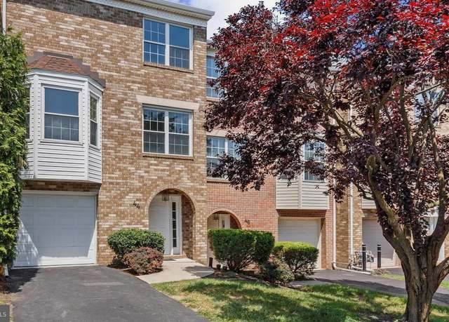 Property at 44 Jayme Dr #3, York, PA 17402, 2 beds, 3.5 baths