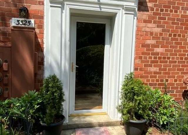 Property at 3325 Valley Dr, Alexandria, VA 22302, 2 beds, 1 bath