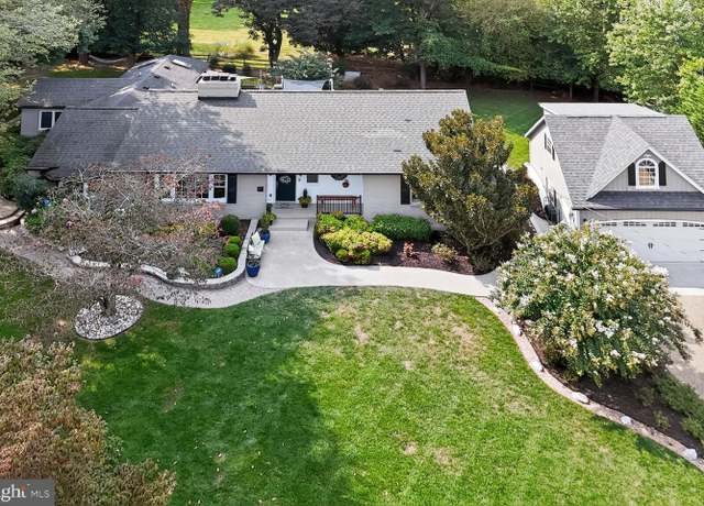 Property at 2714 Hunter Mill Rd, Oakton, VA 22124, 4 beds, 3.5 baths