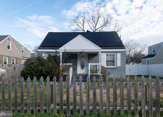 Property at 432 Glendale Rd, Hampton, VA 23661, 4 beds, 2.5 baths