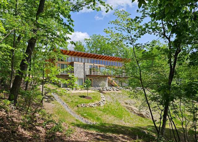 Property at 559 Bessie Bell Mountain Rd, Castleton, VA 22716, 3 beds, 2.5 baths