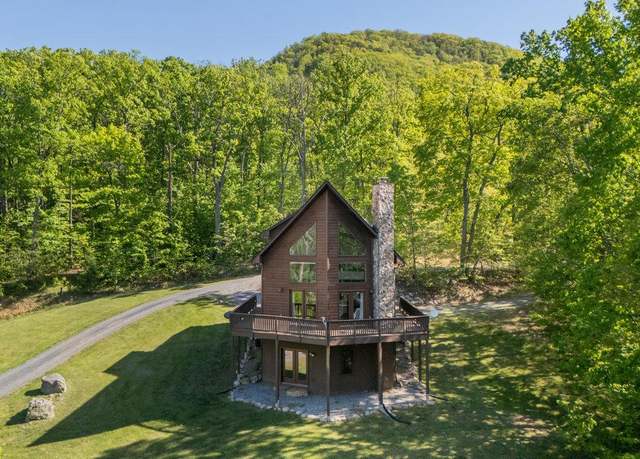 Property at 267 Tomahawk Ln, Edinburg, VA 22824, 3 beds, 3 baths