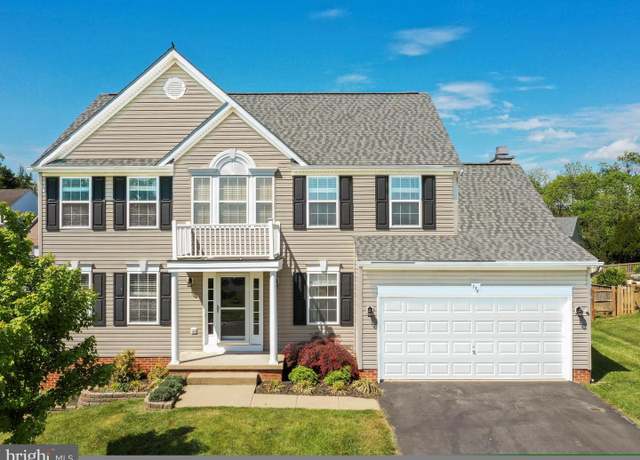 Property at 139 Spyglass Hill Dr, Charles Town, WV 25414, 4 beds, 3.5 baths