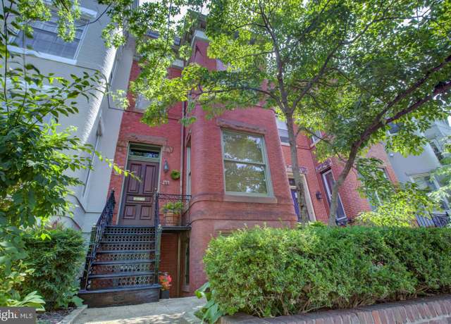 Property at 244 8th St SE, Washington, DC 20003, 3 beds, 3 baths