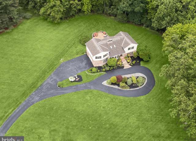 Property at 13304 Ridgewood Dr, Ellicott City, MD 21042, 5 beds, 3 baths
