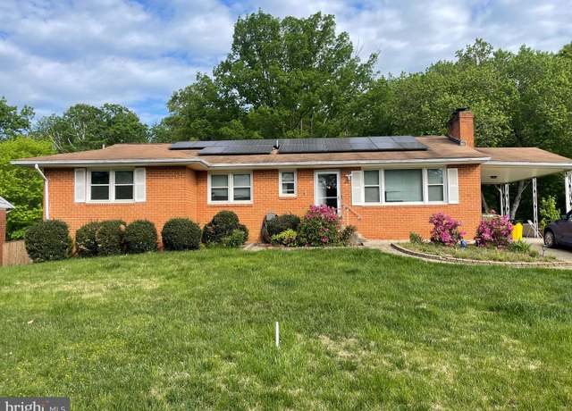 Property at 9507 Gwynndale Dr, Clinton, MD 20735, 4 beds, 3 baths