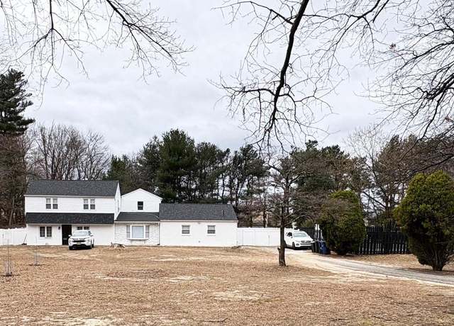 Property at 4428 Church Rd, Mount Laurel, NJ 08054, 6 beds, 2 baths