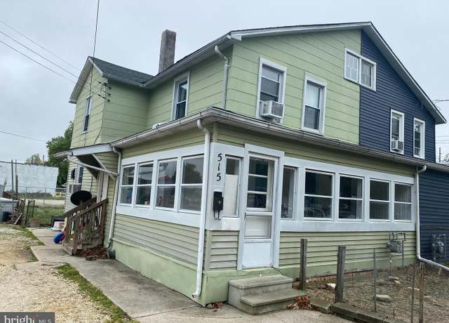 Property at 515 E Quince St, Vineland, NJ 08360, 3 beds, 1 bath