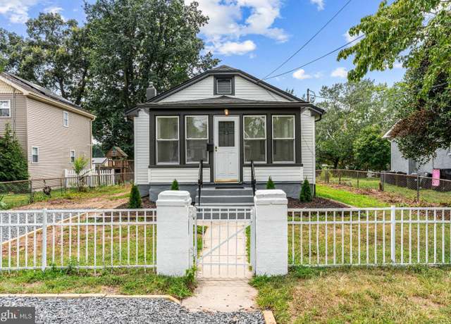 Property at 32 Garden Ave, Blackwood, NJ 08012, 2 beds, 1 bath
