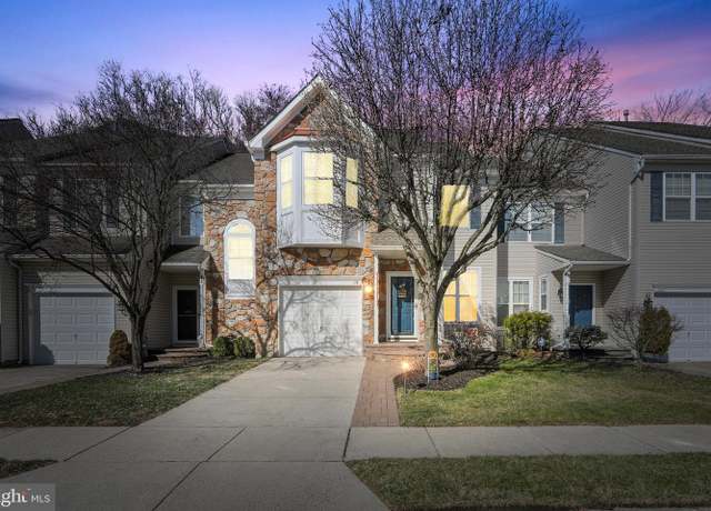 Property at 118 Rittenhouse Dr, Deptford, NJ 08096, 3 beds, 2.5 baths
