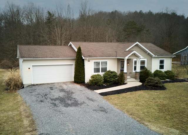 Property at 138 Woodside Cir, Jersey Shore, PA 17740, 3 beds, 2 baths