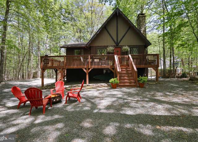 Property at 236 Ridge Rd, Pocono Lake, PA 18347, 3 beds, 1.5 baths