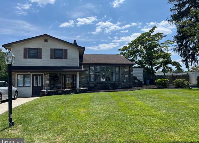 Property at 9221 Grace Ln, Philadelphia, PA 19115, 3 beds, 2.5 baths