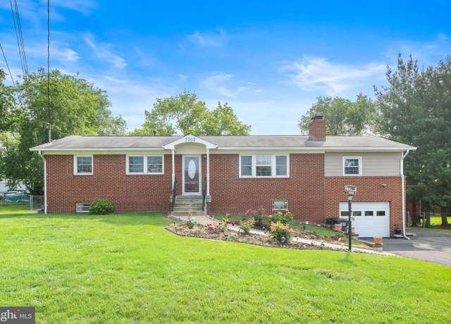 Property at 7703 Huron Dr, Gainesville, VA 20155, 4 beds, 3.5 baths