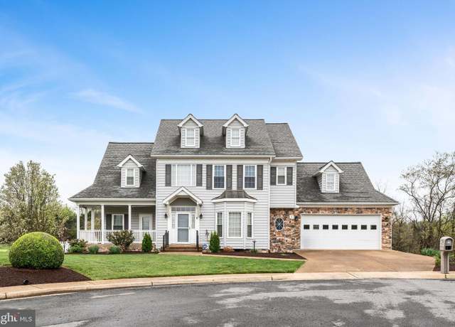 Property at 2 Tee Ct, New Market, VA 22844, 6 beds, 4.5 baths