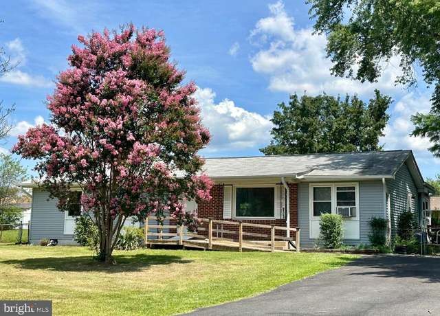 Property at 115 Austin Dr, Stafford, VA 22556, 4 beds, 2 baths