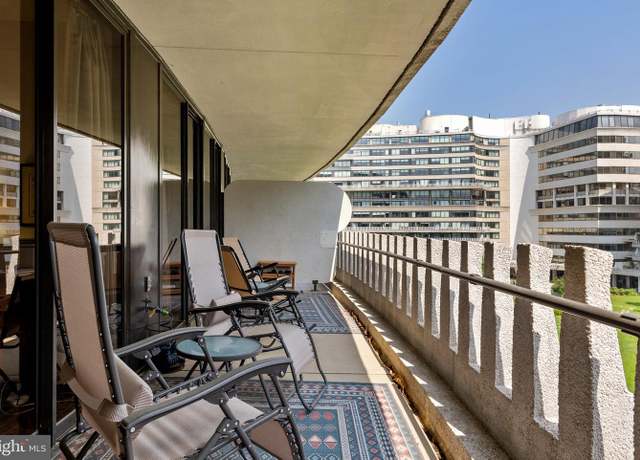Property at 700 New Hampshire Ave NW #512, Washington, DC 20037, 1 bed, 1 bath