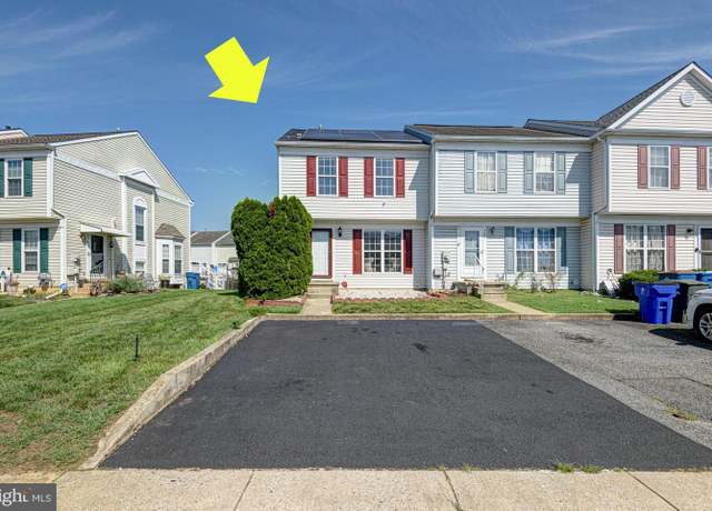 Property at 158 Darling St, Newark, DE 19702, 3 beds, 2.5 baths