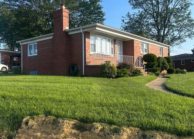 Property at 8300 Berkwood Ct, Baltimore, MD 21237, 3 beds, 2 baths