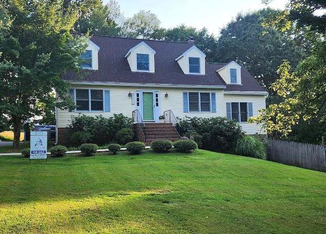 Property at 13364 Hunt Ridge Rd, Ellicott City, MD 21042, 5 beds, 4 baths
