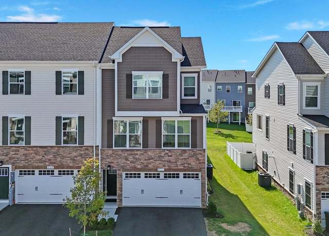 Property at 8111 Primrose Ln, Laurel, MD 20723, 4 beds, 3 baths