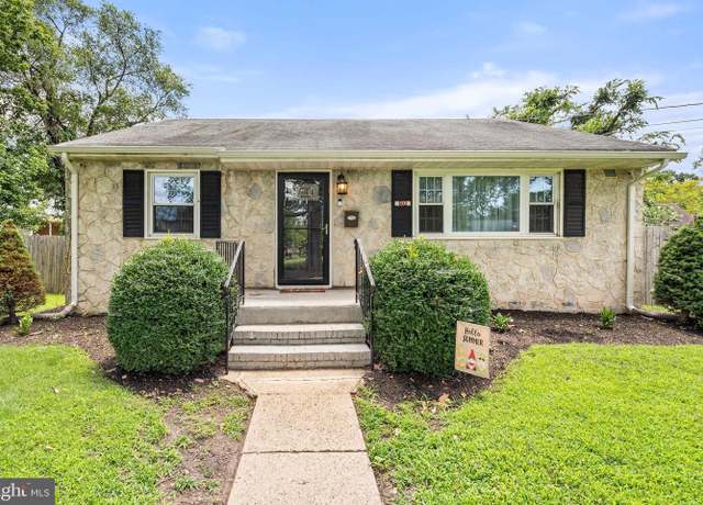 Property at 502 W 2nd St, Palmyra, NJ 08065, 3 beds, 2 baths