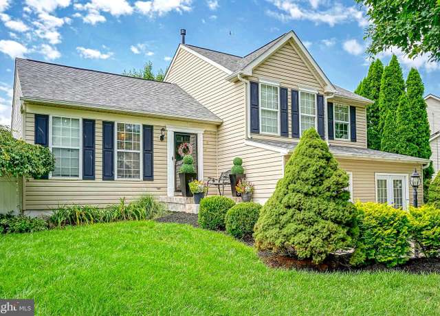 Property at 49 Raintree Dr, Sicklerville, NJ 08081, 3 beds, 2.5 baths