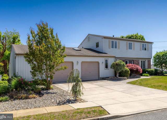 Property at 400 Overbrook Ave, Glassboro, NJ 08028, 4 beds, 2.5 baths
