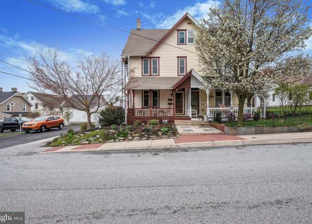 Property at 17 Powelton Ave, Malvern, PA 19355, 4 beds, 2.5 baths
