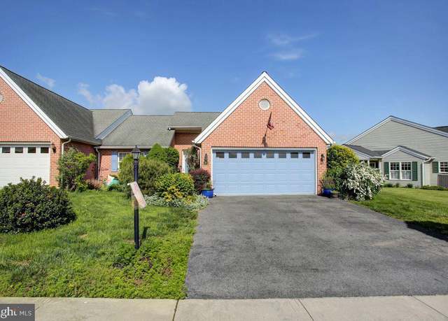 Property at 169 Lantern Ln, Chambersburg, PA 17201, 2 beds, 1.5 baths