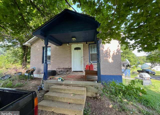 Property at 3253 Front Royal Pike, Winchester, VA 22602, 3 beds, 2 baths