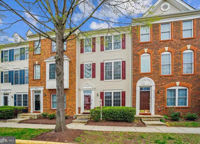 Property at 25370 Radke Ter, Chantilly, VA 20152, 4 beds, 2.5 baths