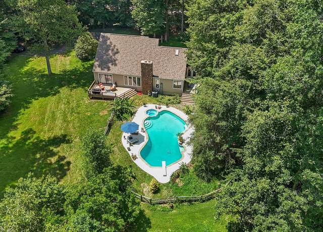 Property at 8911 Millwood Dr, Spotsylvania, VA 22551, 5 beds, 4 baths
