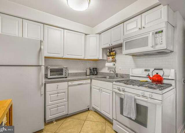 Property at 1633 D St SE, Washington, DC 20003, 5 beds, 3 baths