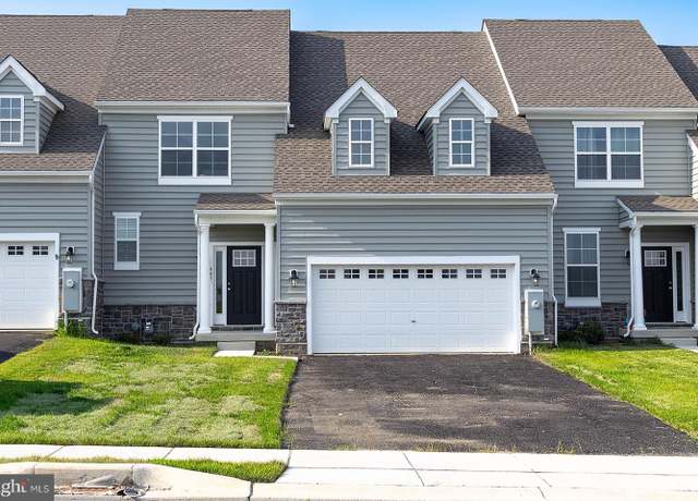 Property at 605 Gordon House Way, Middletown, DE 19709, 3 beds, 2.5 baths
