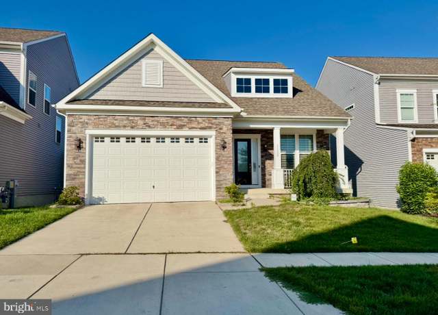 Property at 1126 White Clover Ln, Odenton, MD 21113, 4 beds, 3.5 baths