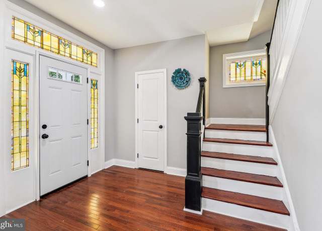 Property at 4232 Belmar Ave, Baltimore, MD 21206, 6 beds, 4.5 baths