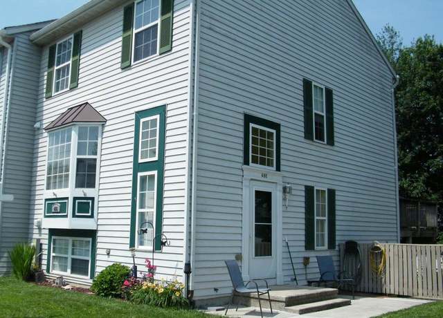 Property at 486 Silver Ct, Westminster, MD 21158, 3 beds, 1.5 baths