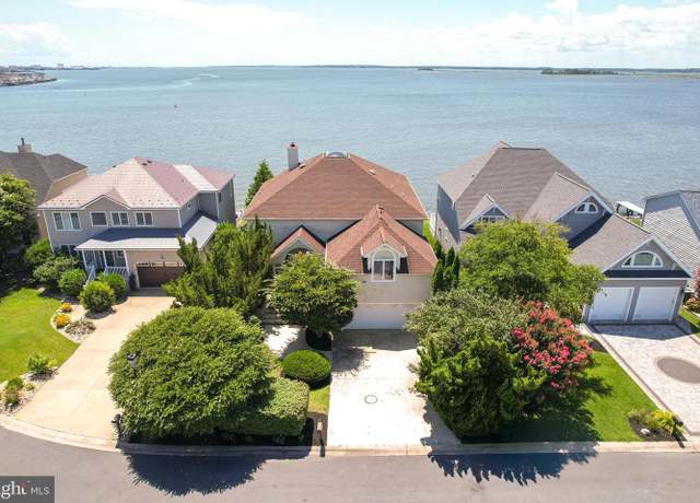 Property at 13525 Madison Ave, Ocean City, MD 21842, 4 beds, 4.5 baths