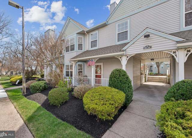 Property at 302 Sweetwater Dr, Cinnaminson, NJ 08077, 1 bed, 1.5 baths