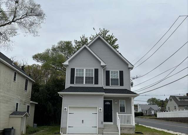 Property at 300 Saunders Ave, Bellmawr, NJ 08031, 3 beds, 2.5 baths