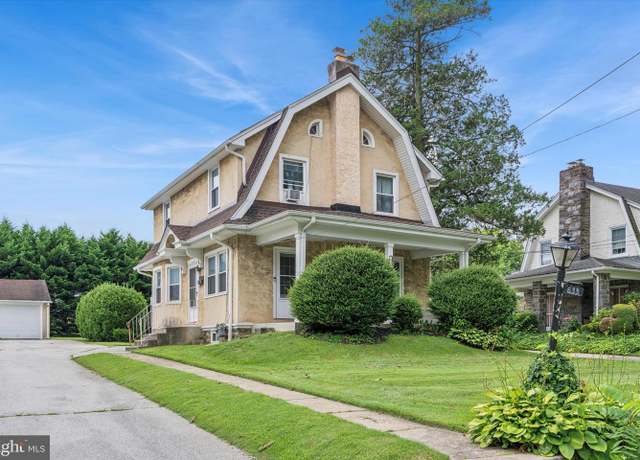Property at 633 E Manoa Rd, Havertown, PA 19083, 4 beds, 1.5 baths