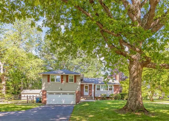 Property at 853 Tennis Ave, Ambler, PA 19002, 3 beds, 2.5 baths